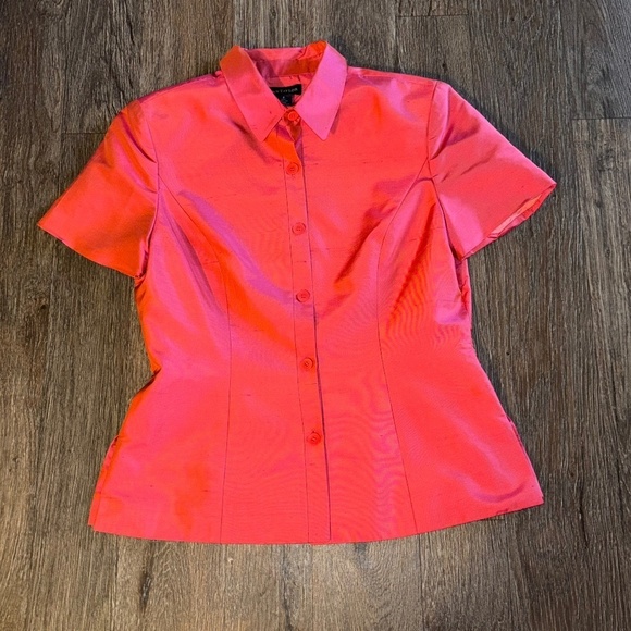 Ann Taylor size 8 💯 % raw silk vibrant pink top - Picture 1 of 6